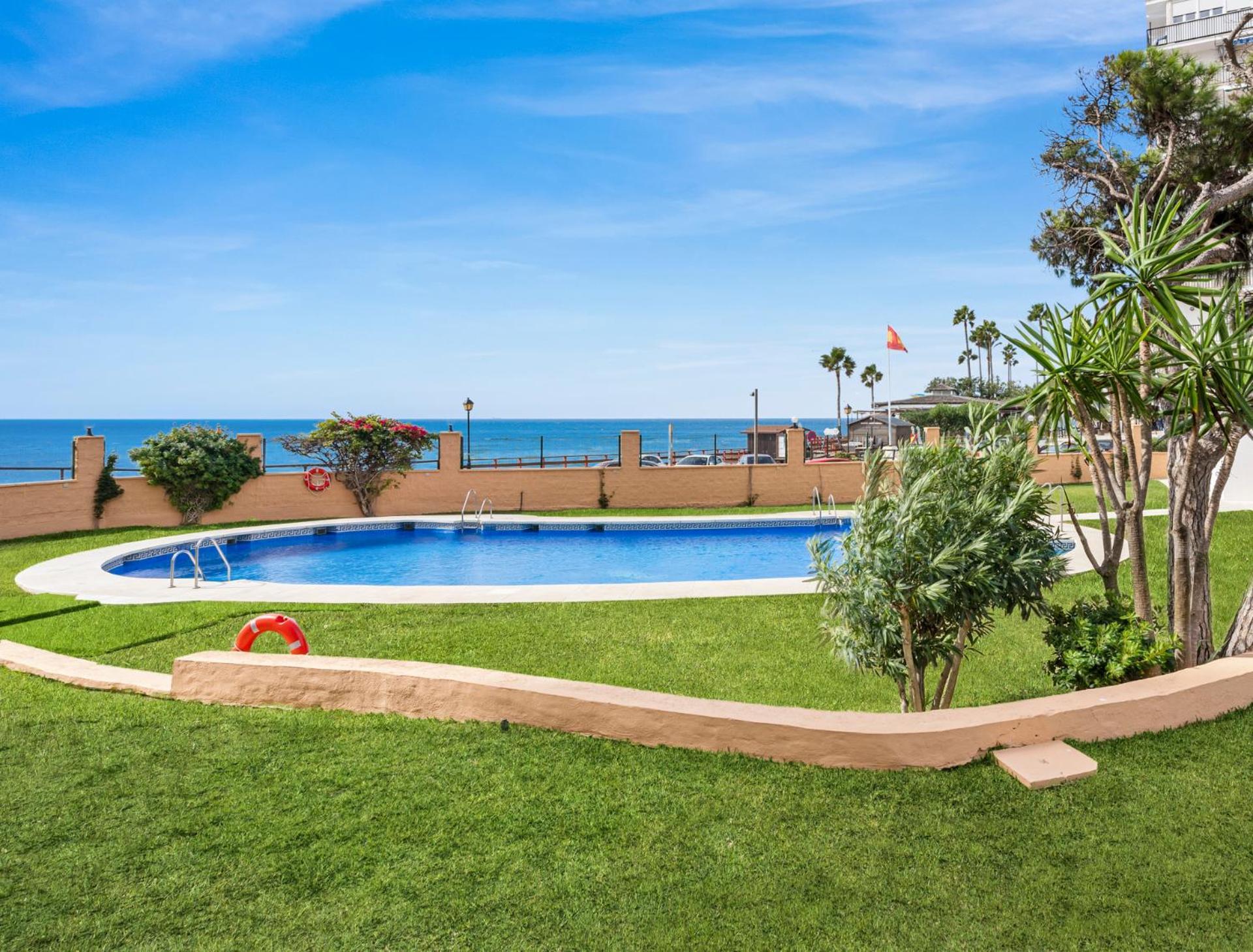 Beachfront Calahonda Apartment By Costarentals - Ref 89 Sitio de Calahonda Εξωτερικό φωτογραφία